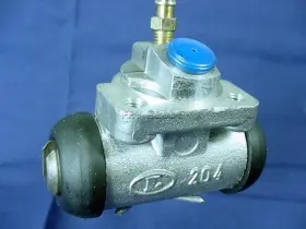 6776320 QUALITEE INTERNATIONAL Brake Master Cylinder Wheel Lh