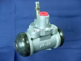 Qualitee International 6776400 Brake Wheel Cylinder For 86-89 Nissan Pickup 2wd 93-95 Pathfinder Rear