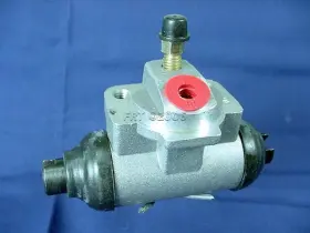 6776420 QUALITEE INTERNATIONAL Brake Master Cylinder Wheel