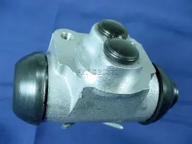 Qualitee International 6778030 Drum Brake Wheel Cylinder For 89 90 Tracker Sidekick Right Rear Qualitee International 6778030 Drum Brake Wheel Cylinder For 89 90 Tracker Sidekick Right Rear