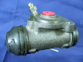 6779420 QUALITEE INTERNATIONAL Brake Master Cylinder Wheel