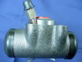 6779430 QUALITEE INTERNATIONAL Drum Brake Master Cylinder 2WD #2