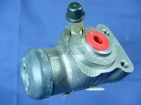 6779620 QUALITEE INTERNATIONAL Drum Brake Master Cylinder Abs