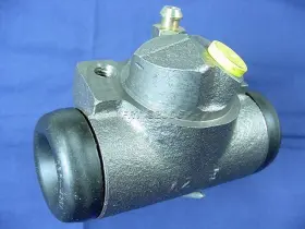 6792230 QUALITEE INTERNATIONAL Brake Master Cylinder Wheel Rh