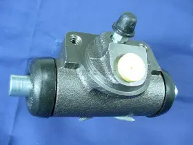 6792480 QUALITEE INTERNATIONAL Brake Master Cylinder Wheel Lh