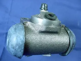 6793230 QUALITEE INTERNATIONAL Brake Master Cylinder Wheel