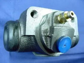 6793260 QUALITEE INTERNATIONAL Drum Brake Master Cylinder