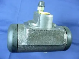 6793510 QUALITEE INTERNATIONAL Drum Brake Master Cylinder Gmc #2