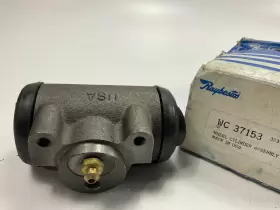 Raybestos Wc37153 Left Drum Brake Wheel Cylinder 1966-1967 Ford B600 F600 N600