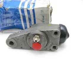 WC8806 RAYBESTOS Drum Brake Master Cylinder Wheel Left