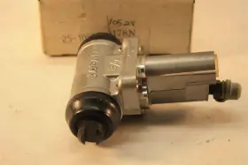 25-10528 TOKICO Rear Wheel Cylinders Datsun Nissan #3