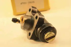 25-11507 TOKICO Rear Wheel Brake Cylinders Lux Toyota #3