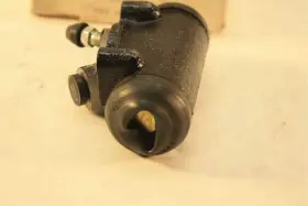 25-11555 TOKICO Front Right Brake Master Cylinder Toyota #2
