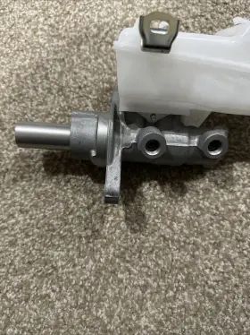 4720109500 TOYOTA Bosch Brake Vaccum Pump Auris #2