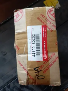 44100-80Z02 UD TRUCKS Wheel Cylinder