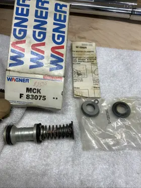 F83075 WAGNER Kit F250 F350 E250 Ford