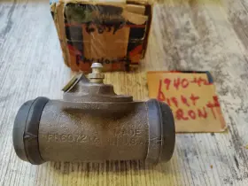 FC6854 WAGNER Front Rh Wheel Cylinder Chrysler Desoto Dodge