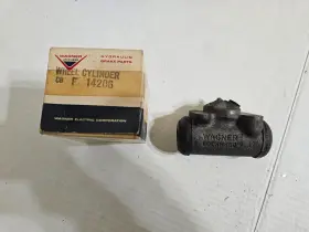FD14206 WAGNER Nos Lft Wheel Cylinder Chev Trk Jeep