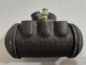 FD15428 WAGNER Nos Wheel Cylinder Chev Trk Jeep #3