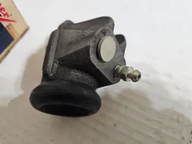 FD22801 WAGNER Nos Front Left Wheel Cylinder Mopar #2