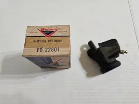 FD22801 WAGNER Nos Front Left Wheel Cylinder Mopar