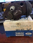 New Genuine Ford Tdaa2062a Lf Wheel Cyl 1953-54 F500 1948-56 Other Trucks. Fixed Price $42.87.