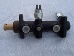 Volkswagen Campmobile Transporter Brake Master Cylinder Ate 211611021aa. Fixed Price $180.03.