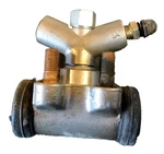 Rear Wheel Brake Cylinder - 44100-14810 / 44100-14800 For Nissan 520 & 521 Pu. Fixed Price $59.95.