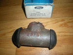 Nos 1972 1973 Ford Torino Gt Rear Brake Wheel Cylinder Lh D2sz-2261-a. Fixed Price $29.99.