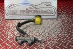 2009 - 2014 Yamaha Yzf R1 Yzf-r1 Oem Rear Brake Master Cylinder & Reservoir Dnd. Fixed Price $19.99.
