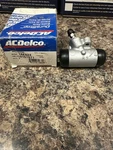 Acdelco 18e824 (scion & Toyota 03-17) Brake Wheel Cylinder Free Shipping!!. Fixed Price $17.29.