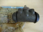 Nos Mopar Right Front Wheel Cylinder - '60-'72 Dodge Truck P/n. Fixed Price $40.00.