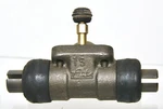 Ew98213 Drum Brake Wheel Cylinder Rear Carquest 7101. Fixed Price $23.99.