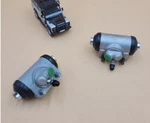 Land Rover Defender 110 130 1983-1993 Rear Wheel Cylinders Rtc3626 Rtc3627 2pcs. Fixed Price $120.00.